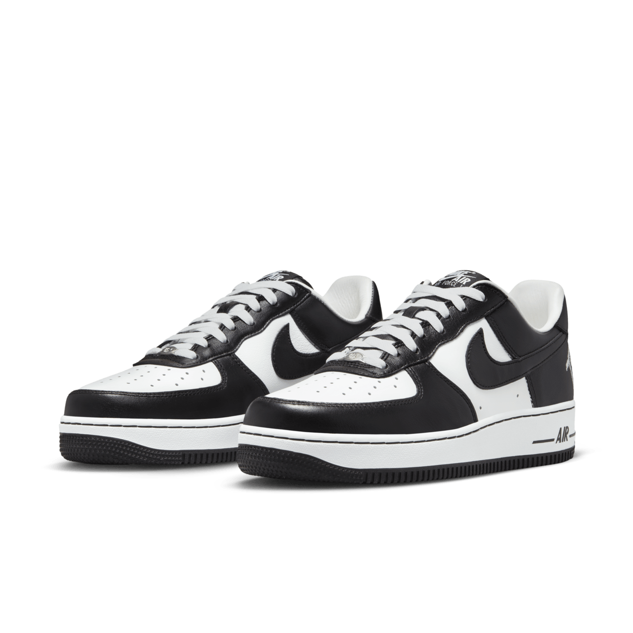 Date de sortie de la Air Force 1 x Terror Squad Blackout FJ5756 100 Nike SNKRS